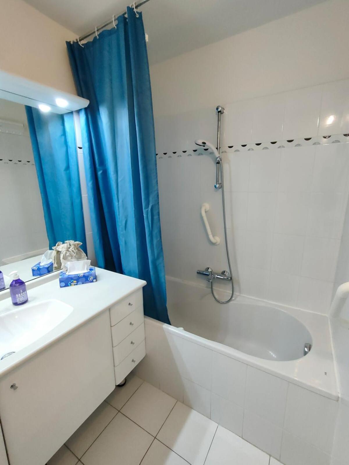 Apartment With Pool Air Conditioning Wifi And Garage Collioure Exterior foto
